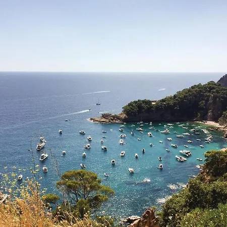 3 Bedroom Gorgeous In Apartment Tossa de Mar