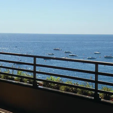 Apartment 3 Bedroom Gorgeous In Tossa de Mar